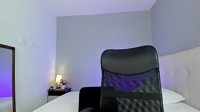 NataliaBuiles online show from March 10, 2025, 8:45 pm