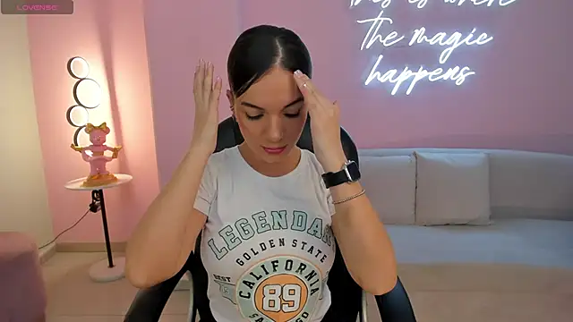 MorganHicks online show from March 22, 2025, 7:20 pm