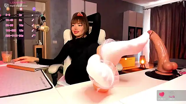 Miss kay1111 online show from April 5, 2026, 2:47 pm