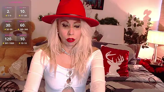 Luci evans online show from November 23, 2025, 9:25 pm