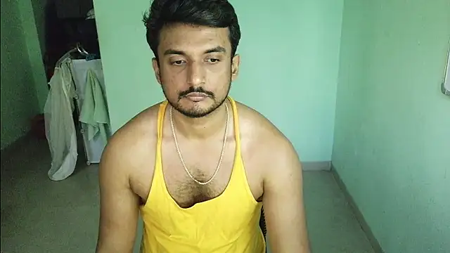 daringcutie online show from November 15, 2025, 7:27 am