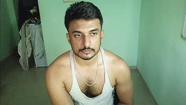 daringcutie online show from November 30, 2025, 11:25 am