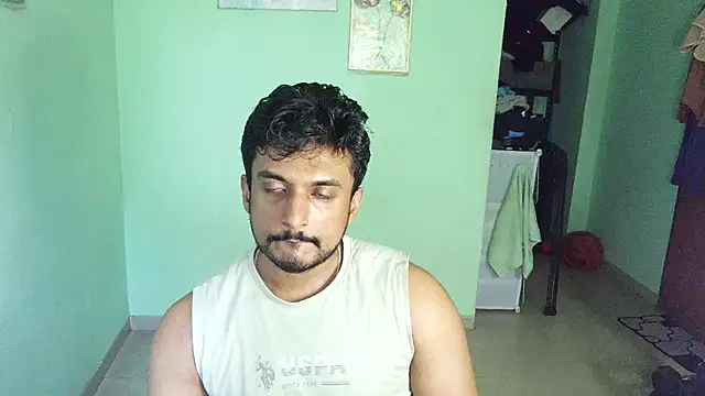 Snapshot of daringcutie chatting on June 14, 2026, 5:09 am daringcutie online show from June 14, 2026, 5:09 am