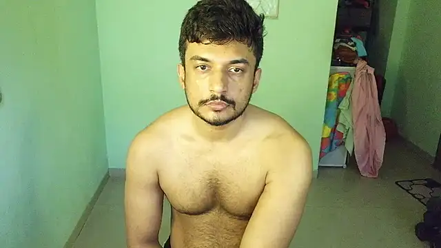 Snapshot of daringcutie chatting on July 14, 2026, 12:57 am daringcutie online show from July 14, 2026, 12:57 am