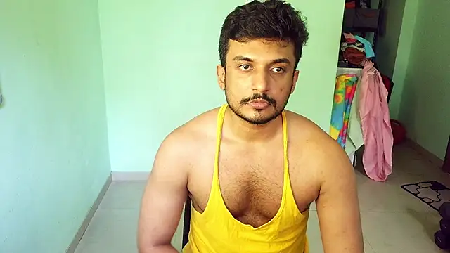 Snapshot of daringcutie chatting on July 14, 2026, 9:03 am daringcutie online show from July 14, 2026, 9:03 am