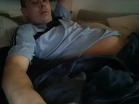 Snapshot of Pavelbure77 chatting on February 5, 2025, 9:25 am Pavelbure77 online show from February 5, 2025, 9:25 am