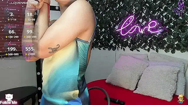 DestinyHills online show from March 22, 2025, 12:25 pm