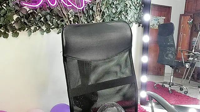 DestinyHills online show from September 9, 2025, 12:15 pm