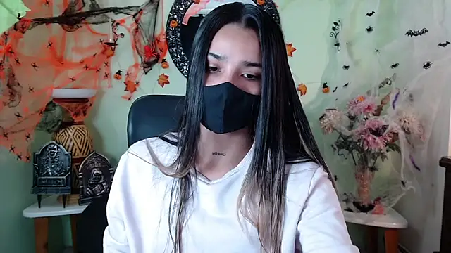 DestinyHills online show from October 10, 2025, 12:15 pm