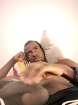 Jheronn28 online show from October 18, 2025, 9:37 pm