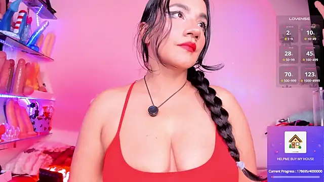 Snapshot of christymilkk chatting on April 13, 2026, 1:55 am christymilkk online show from April 13, 2026, 1:55 am