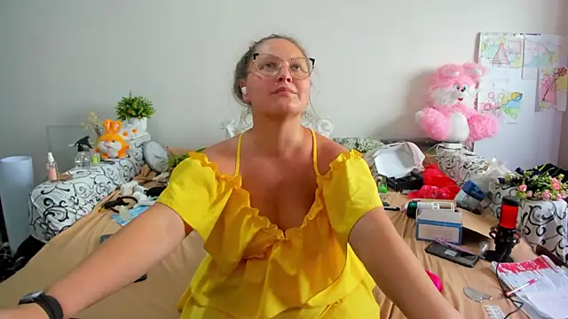 Snapshot of IamYourNarcotic chatting on June 11, 2026, 1:20 pm IamYourNarcotic online show from June 11, 2026, 1:20 pm