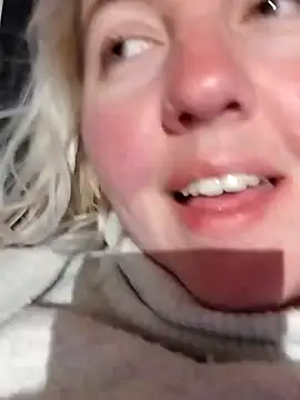 Mllesha74000 online show from December 29, 2024, 6:49 pm