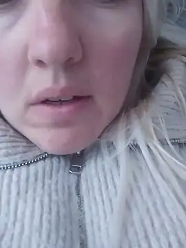 Mllesha74000 online show from March 20, 2025, 1:04 pm