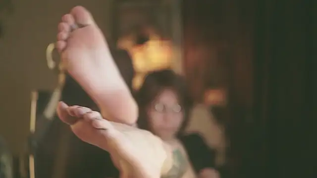 alyssa sweet online show from February 3, 2026, 6:51 am