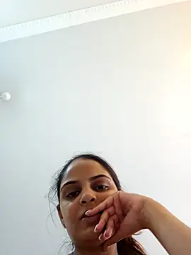 DirtySnowball69 online show from January 10, 2025, 1:41 pm