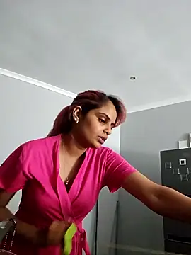 DirtySnowball69 online show from January 12, 2026, 1:16 pm