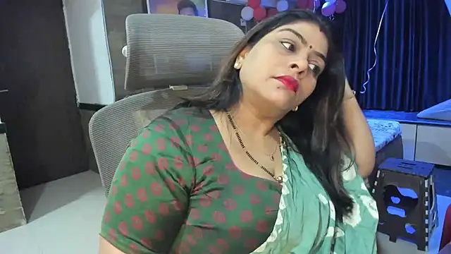 Snapshot of tarivishu23 chatting on February 19, 2025, 1:18 am tarivishu23 online show from February 19, 2025, 1:18 am