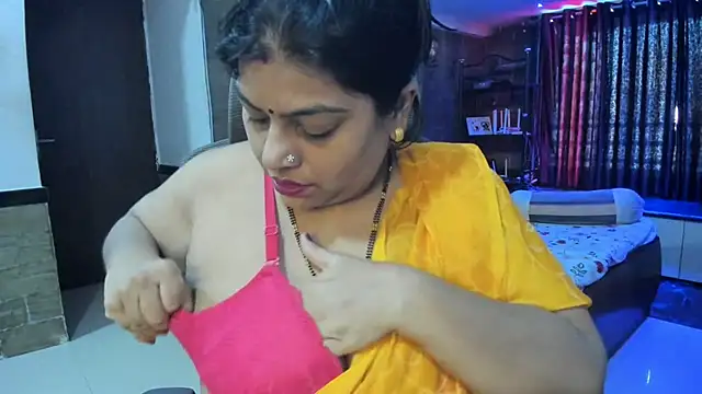 Snapshot of tarivishu23 chatting on October 18, 2025, 1:52 am tarivishu23 online show from October 18, 2025, 1:52 am