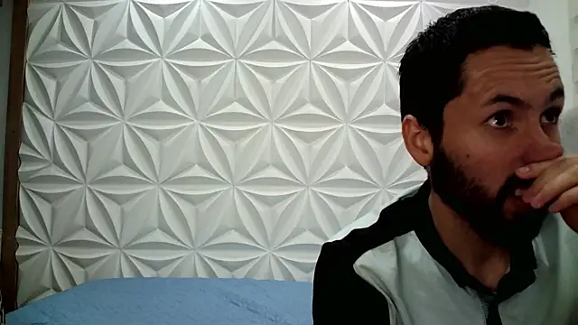 Snapshot of jerryandjessica chatting on December 19, 2024, 10:21 pm jerryandjessica online show from December 19, 2024, 10:21 pm