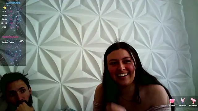 Snapshot of jerryandjessica chatting on October 7, 2025, 10:29 pm jerryandjessica online show from October 7, 2025, 10:29 pm