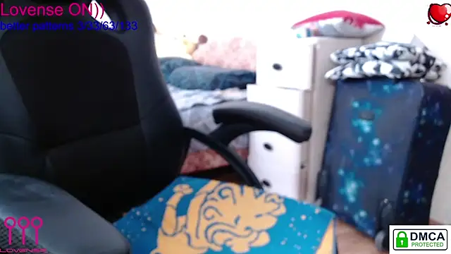 sweet cute cat online show from March 8, 2025, 8:33 am