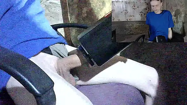 Snapshot of Babi_Kisi chatting on March 17, 2025, 1:39 pm Babi Kisi online show from March 17, 2025, 1:39 pm