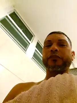 Snapshot of tropikboy chatting on November 27, 2025, 5:20 am tropikboy online show from November 27, 2025, 5:20 am