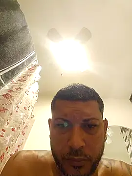 Snapshot of tropikboy chatting on December 5, 2025, 9:51 am tropikboy online show from December 5, 2025, 9:51 am