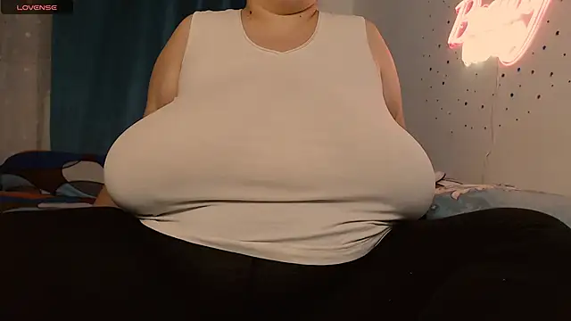 SenzualHotM online show from February 23, 2025, 6:12 pm