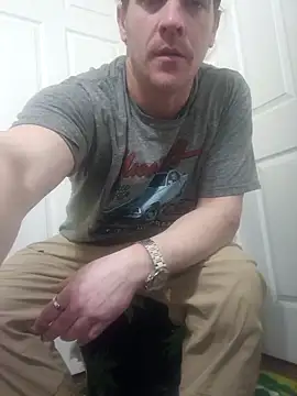 Snapshot of FUNINWV9 chatting on February 15, 2026, 12:14 pm FUNINWV9 online show from February 15, 2026, 12:14 pm