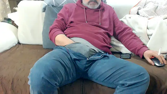 LiONTURK online show from February 17, 2025, 6:37 pm