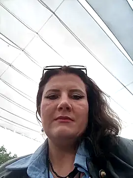 Snapshot of LizaCakes chatting on September 19, 2025, 3:34 pm LizaCakes online show from September 19, 2025, 3:34 pm