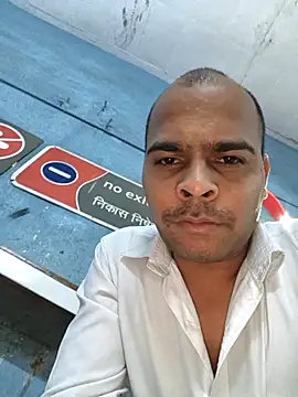 Snapshot of Vickyrajput009 chatting on February 19, 2026, 12:28 am Vickyrajput009 online show from February 19, 2026, 12:28 am