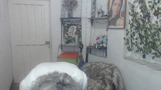 FunnyGrandma online show from October 18, 2025, 2:36 am