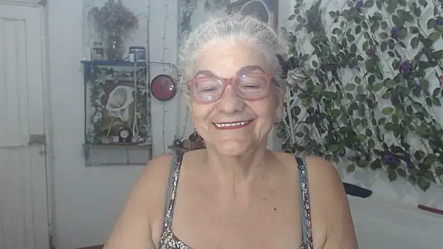 FunnyGrandma online show from February 8, 2026, 11:19 pm
