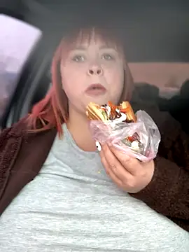 Model9798 online show from October 27, 2025, 11:14 am