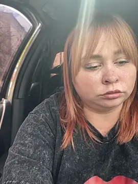 Model9798 online show from April 18, 2026, 9:35 am