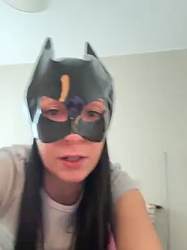 CallMeAngelica online show from November 11, 2025, 10:04 am