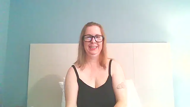 SweetandNaughty1 online show from January 14, 2025, 7:53 pm
