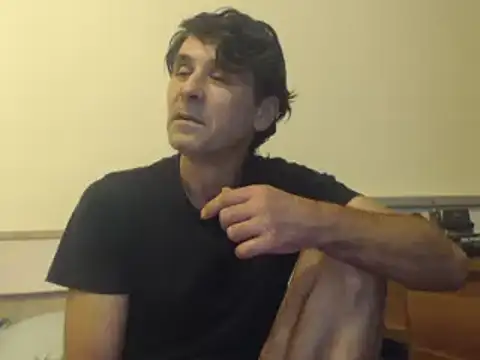 yvesstorm1 online show from January 4, 2025, 7:44 pm