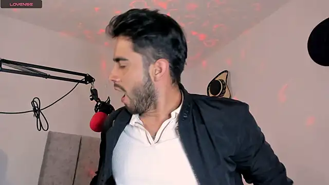 aydan hw online show from March 6, 2025, 9:09 pm