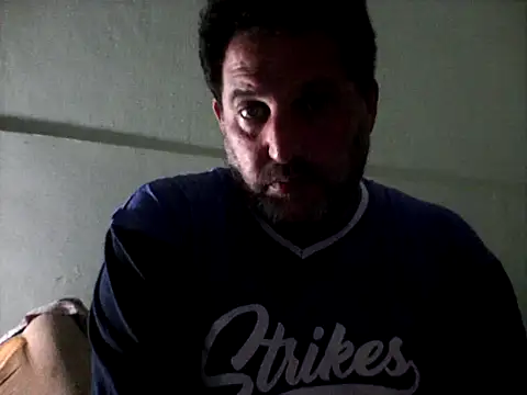 Snapshot of Reload_033 chatting on June 1, 2026, 2:35 am Reload 033 online show from June 1, 2026, 2:35 am