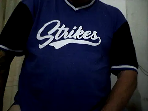 Snapshot of Reload_033 chatting on June 6, 2026, 9:08 pm Reload 033 online show from June 6, 2026, 9:08 pm