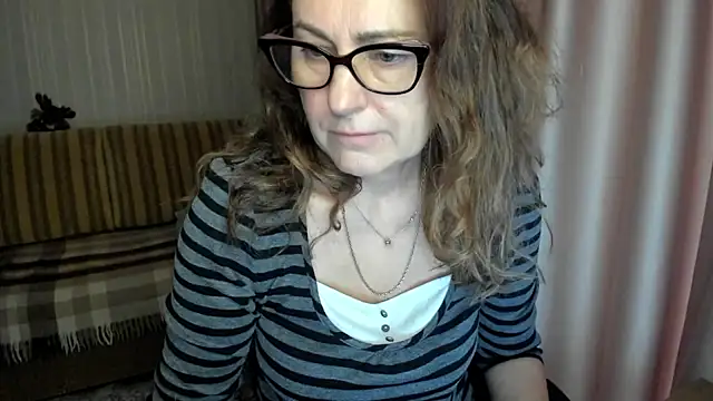 lauraoven online show from January 17, 2026, 8:41 am