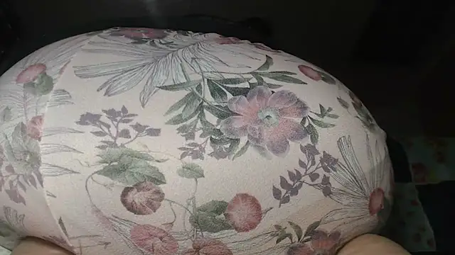 prettyangelsquirt online show from January 19, 2025, 3:18 am