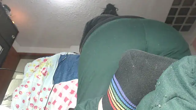 prettyangelsquirt online show from January 22, 2025, 11:21 pm