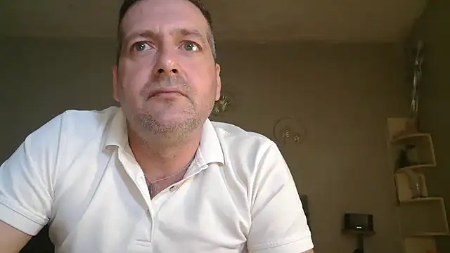 matrikes1 online show from April 3, 2026, 3:21 pm