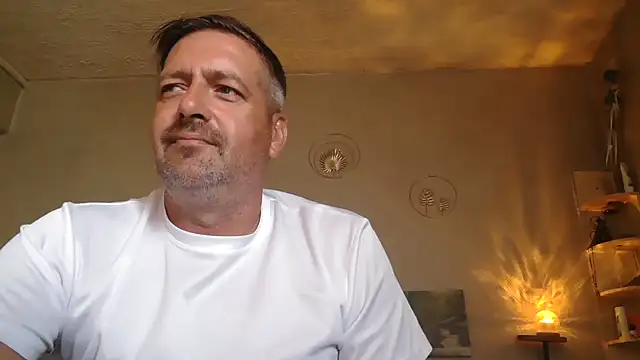 Snapshot of matrikes1 chatting on July 19, 2026, 10:08 am matrikes1 online show from July 19, 2026, 10:08 am