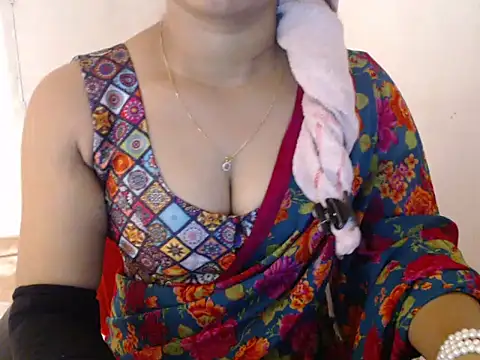 Open Heart Lennon online show from February 20, 2025, 4:50 am